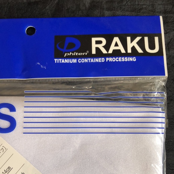 Phiten Raku Aqua Titanium Sports Spats / Compression Shorts - Picture 5 of 13